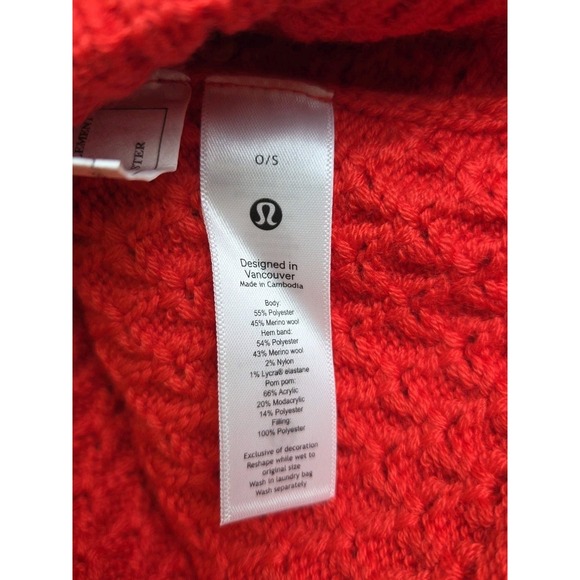 Lululemon Women\'s Bubble Knit Pom‎ Beanie Wool Blend Red One Size Textured Puff main image 6